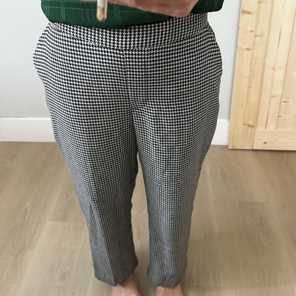Zara black and white houndstooth pants size medium